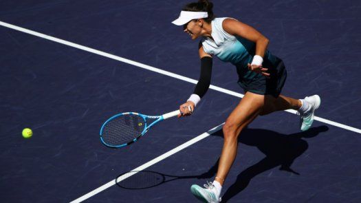 Muguruza remonta a Bertens y pasa a cuartos de Indian Wells