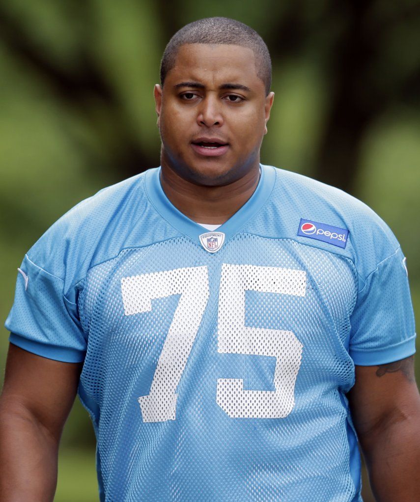 Interrogan a ex jugador de NFL tras amenazas por Instagram