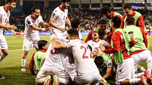 Copa Asia: Tayikistán pasa a 8vos en primera participación