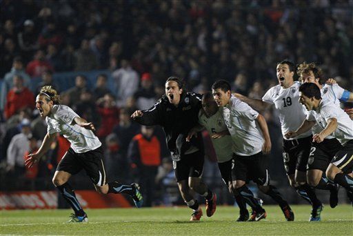América: Uruguay y Perú en semis; Argentina y Colombia fuera