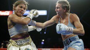 Mikaela Mayer no podrá pelear tras positivo por COVID-19