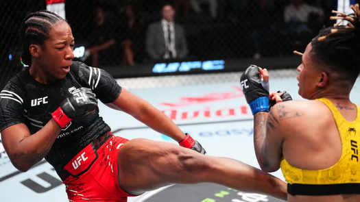 Joselyne Edwards a Norma Dumont en el UFC Fight Night