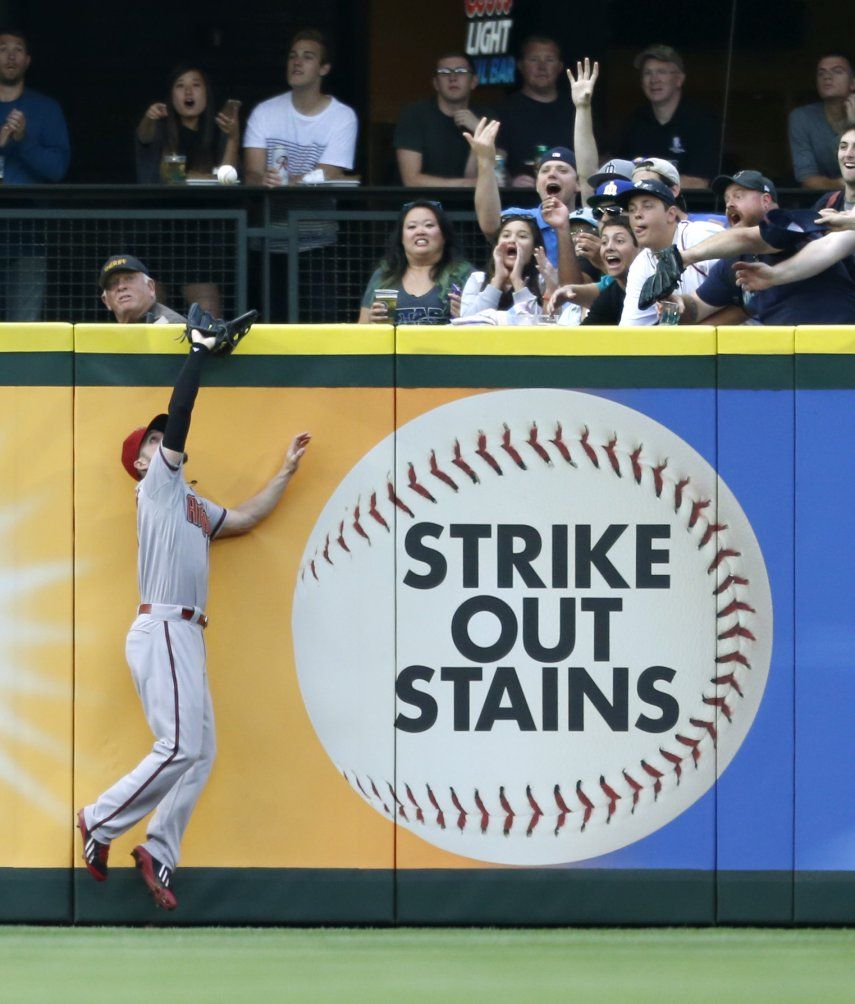 Arizona gana 4-3 en Seattle con jonrón de Goldschmidt
