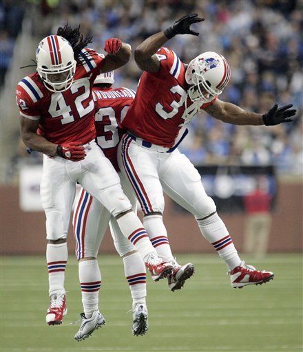 NFL: Patriots 45, Lions 24; Brady lanza 4 pases de anotación