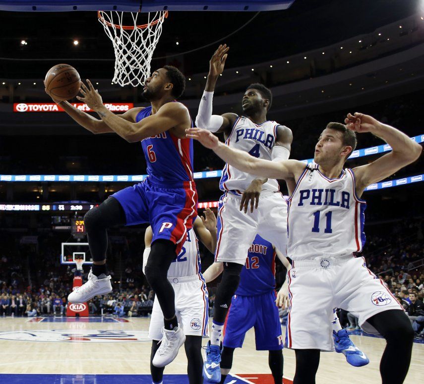 Pistons aplastan a los lamentables 76ers