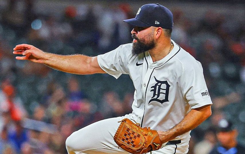 Piratas añaden experiencia de octubre al pactar con Urquidy