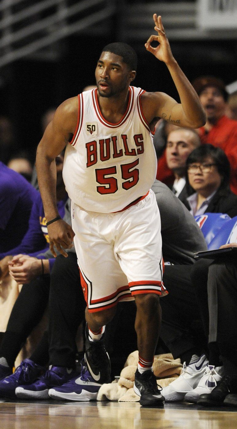 Bulls vencen a Lakers; Kobe se despide de Chicago