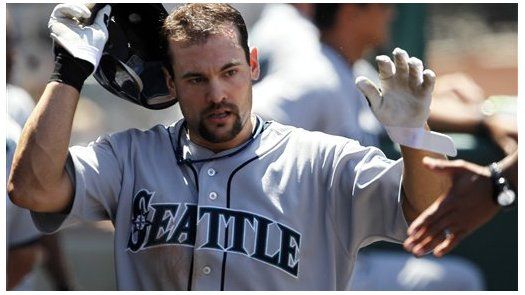 MLB: Angelinos 9, Marineros 7; Kendrick batea dos cuadrangulares