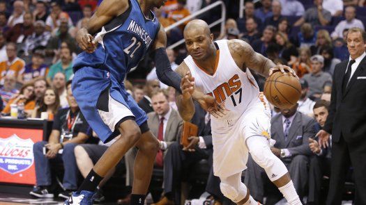 Morris guía a Suns hacia victoria sobre Wolves