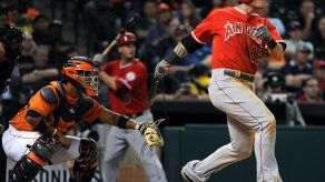 Hamilton fuera 2 meses por lesión de pulgar