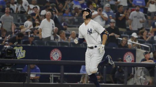 Yankees vencen a Azulejos en juego de 7 innings