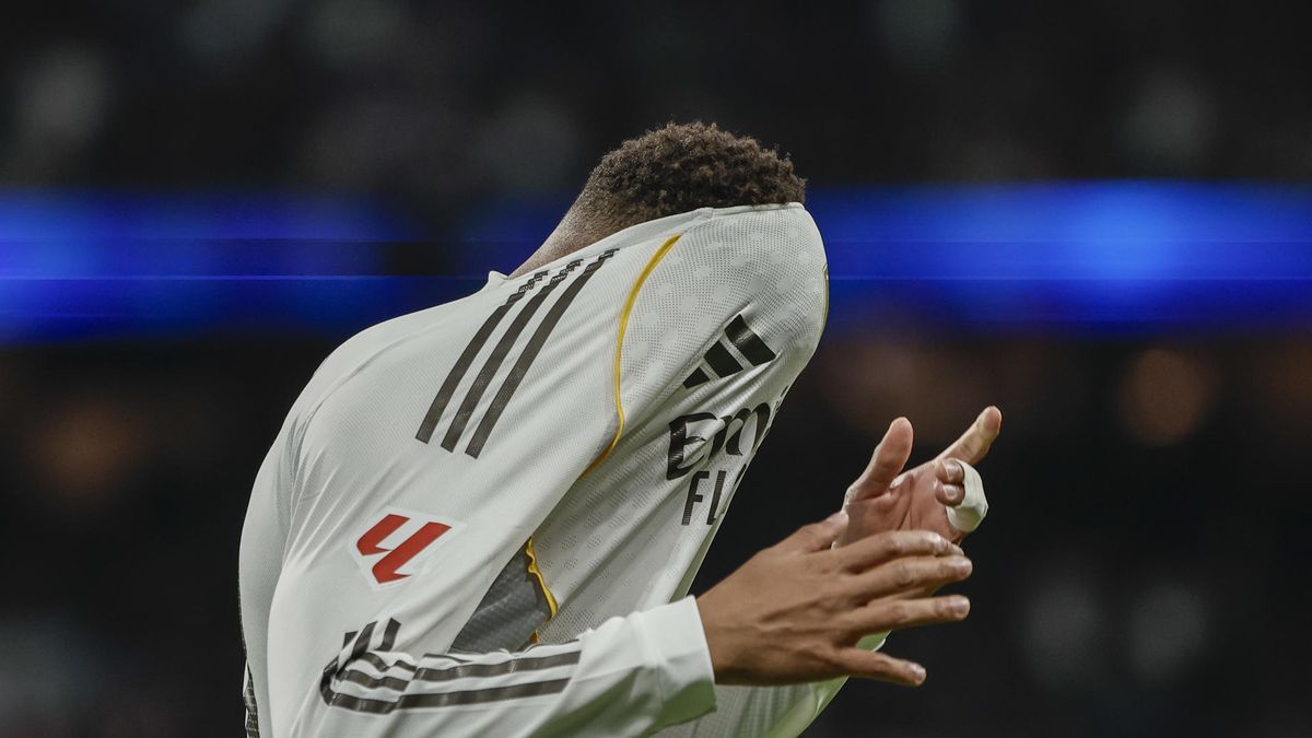 Kylian Mbappé jugará contra el Manchester City con rotura en el dedo anular izquierdo Kylian Mbappé jugará contra el Manchester City con rotura en el dedo anular izquierdo