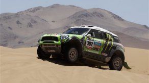 Peterhansel se acerca a 11 tí­tulo de Dakar