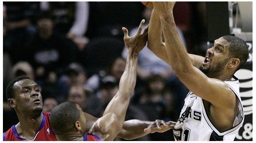 NBA: Spurs 97, 76ers 89; Ginóbili vuelve a la acción