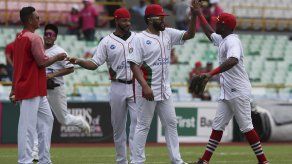 Panamá se repone con triunfo sobre Colombia en la Serie del Caribe