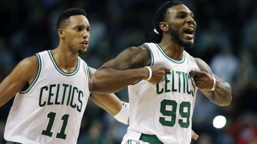Celtics remontan y endilgan 16to revés a 76ers