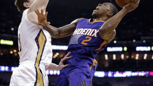 Pelicans vencen a Suns gracias a los 19 puntos de Davis