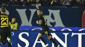 El Inter asalta la cabeza de la Serie A tras ganar en Brescia