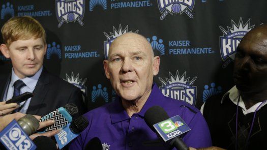 George Karl gana en su debut como técnico de los Kings
