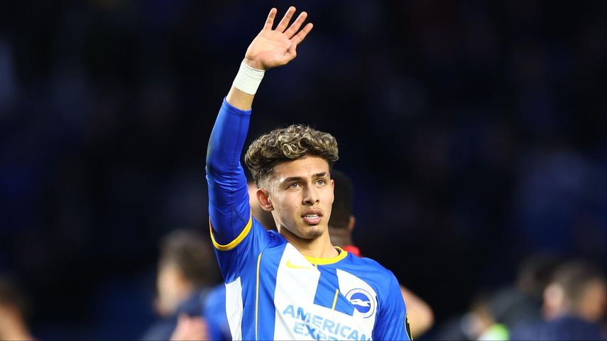 El ecuatoriano Jeremy Sarmiento renueva con el Brighton hasta el 2027