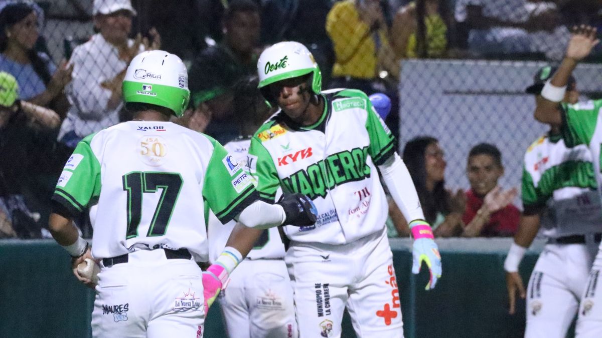 Béisbol Juvenil 2026: Panamá Metro suma su segunda victoria, Oeste empata la serie Béisbol Juvenil 2026: Panamá Metro suma su segunda victoria, Oeste empata la serie