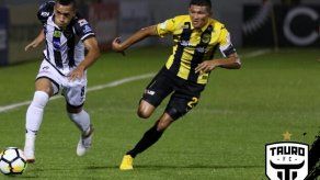 Adalberto Carrasquilla viaja a una prueba con el Philadelphia Union