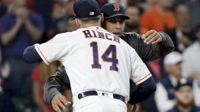 MLB exime a Astros por grabar a rivales