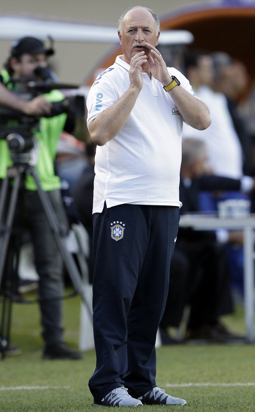 Luiz Felipe Scolari dice estar preocupado todavía