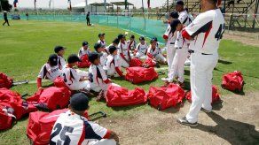 Panamá apalea 15-0 a Argentina en Panamericano de Béisbol Sub-10