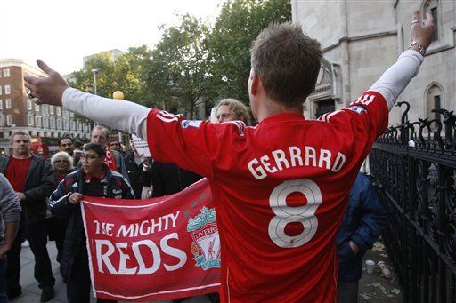 Inglaterra: Liverpool trata de salir de la zona de descenso