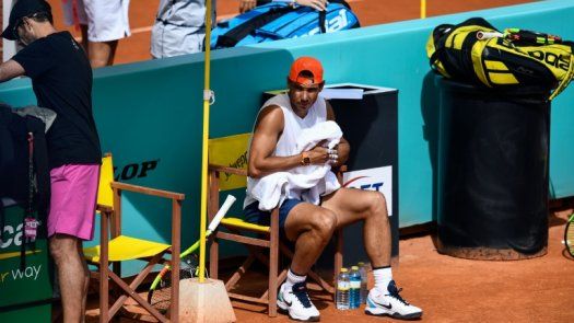 Nadal está un poco mejor de su problema estomacal