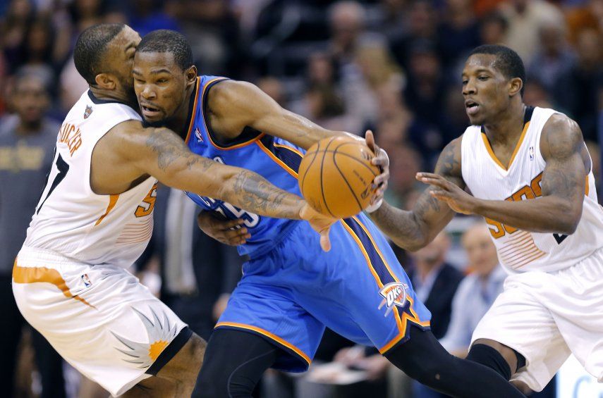 Phoenix cerca de postemporada a costa del Thunder