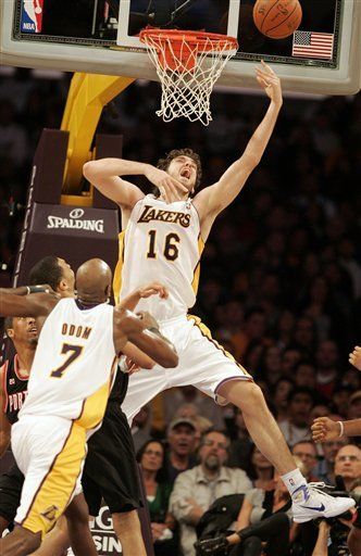 NBA: Lakers 121, Trail Blazers 96; Gasol logra triple-doble