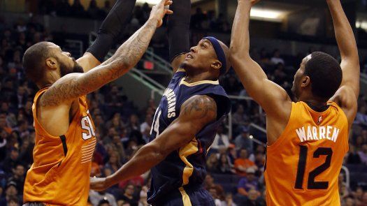 Bledsoe, Len lideran a Suns en triunfo sobre Pelicans