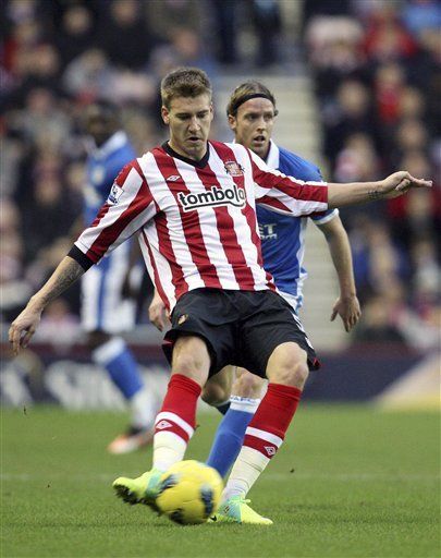 Jugadores de Sunderland arrestados por daños a vehí­culos