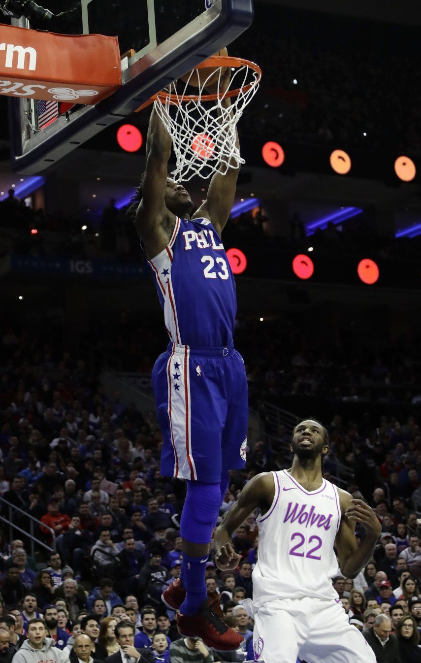 76ers anota 83 puntos en 1ra mitad y arrolla a Timberwolves