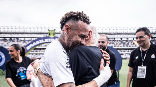 Neymar Jr rescató al Santos FC del descenso en Brasil Neymar Jr rescató al Santos FC del descenso en Brasil