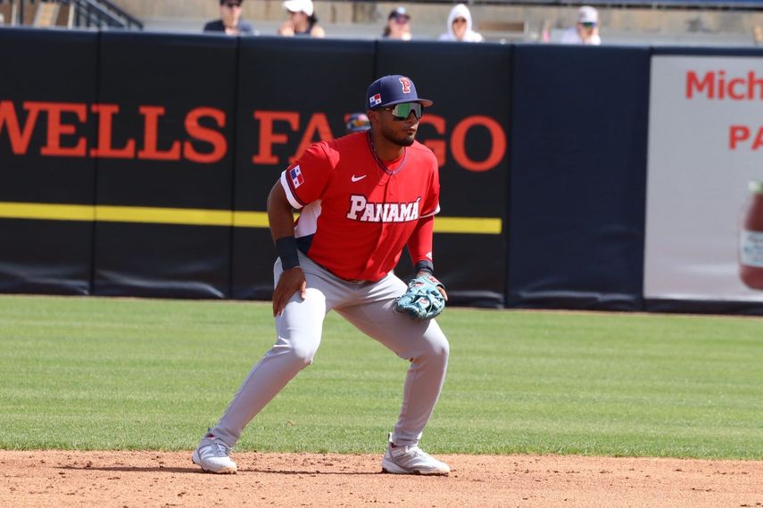 MLB: Panameño Leonardo Jiménez debuta con los Miami Marlins