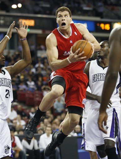 NBA: Clippers 100, Kings 99; Gordon suma seis triples