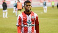 ¡Bombazo! César Yanis se queda en España ¡Bombazo! César Yanis se queda en España