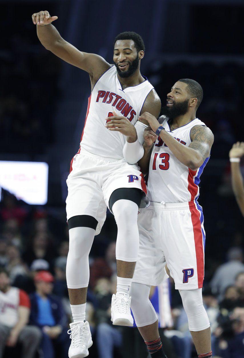 Pistons definen en 3er periodo y aplastan a 76ers