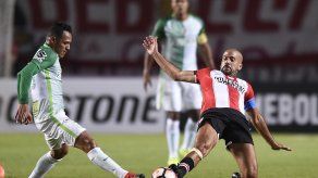 Argentina designa a Verón al frente de juveniles