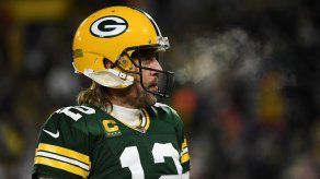 NFL: Aaron Rodgers seguirá la próxima temporada en los Packers