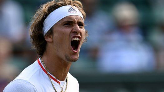Alex gana la primera batalla de los hermanos Zverev en la ATP