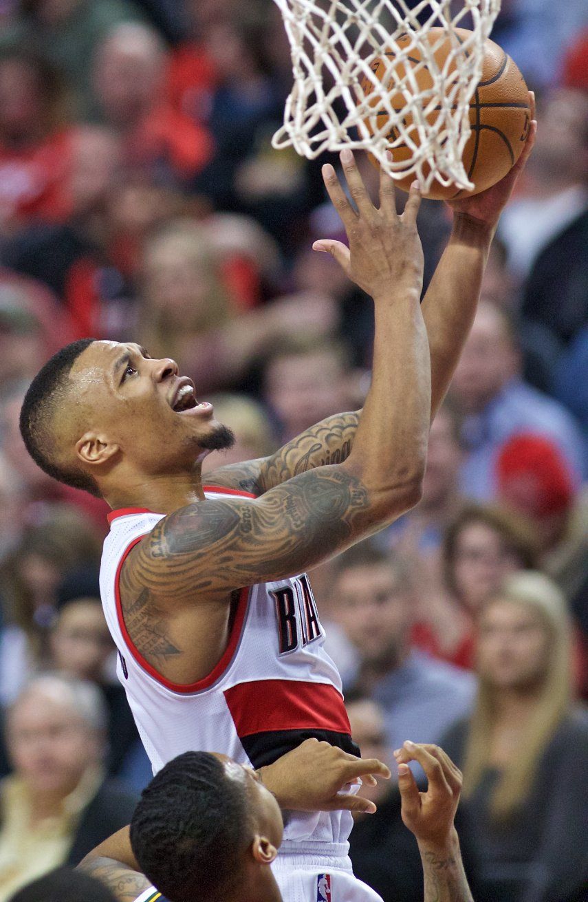 Con doble doble de Lillard, Blazers derrotan a Jazz