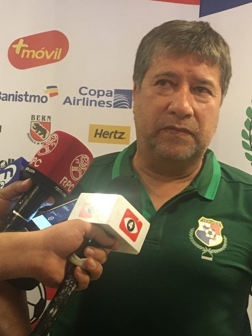 Bolillo quiere que se olviden los malos resultados de Panamá en territorio tico