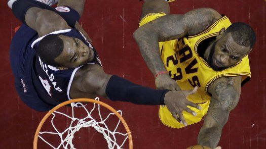 LeBron y Cavs buscan dar el último paso hacia la final