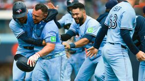 MLB: Azulejos ganan a Orioles con imparable de oro de Alejandro Kirk