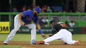 Alcántara gana su primera apertura con los Marlins