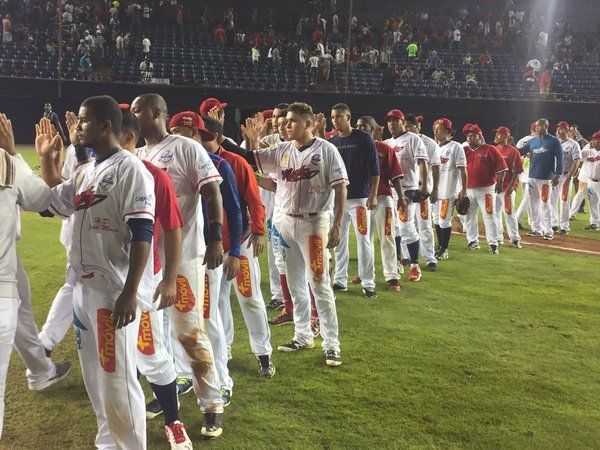 Metro aumenta su ventaja frente a Colón